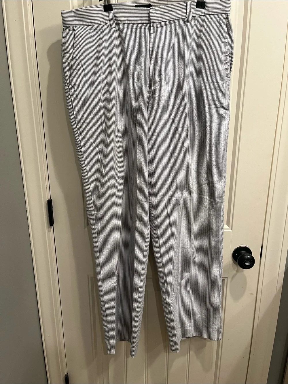 Men's Seersucker Dress Pants — Blue & White